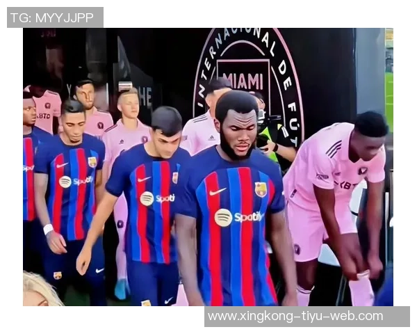 梅西杯首届赛事在迈阿密举行梅西亲临观战河床对阵巴萨 梅西杯首届赛事在迈阿密举行梅西亲临观战河床对阵巴萨