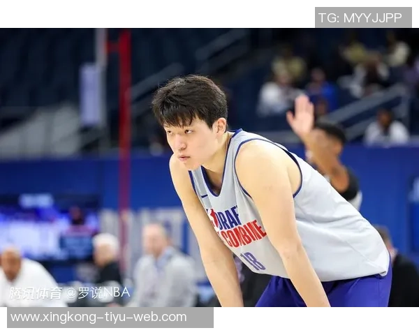 杨瀚森首次首发球衣拍卖成交价高达42356元引发热议 杨瀚森首次首发球衣拍卖成交价高达42356元引发热议