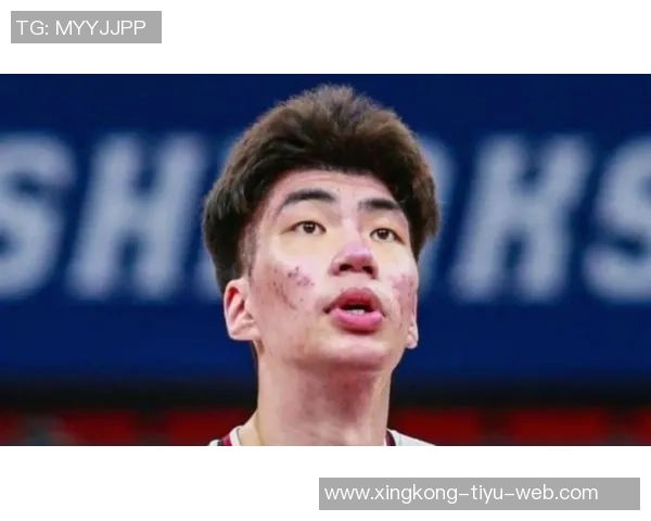 余嘉豪世预赛后紧急回归西乙赛场极限操作引发关注